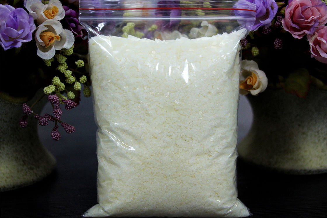Acrylic / Synthetic Fiber Cationic Softener Flakes TC For Textiles