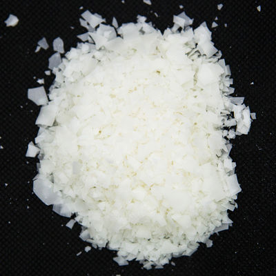 Weak Cationic Laundry Softener Milky White Flakes For Denim / Sweater Washing